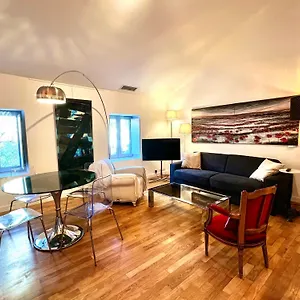 Le 47 , Avignon France