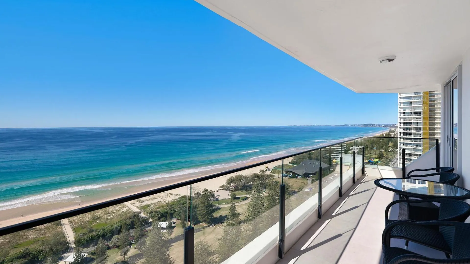 Ultiqa Beach Haven On Broadbeach Gold Coast