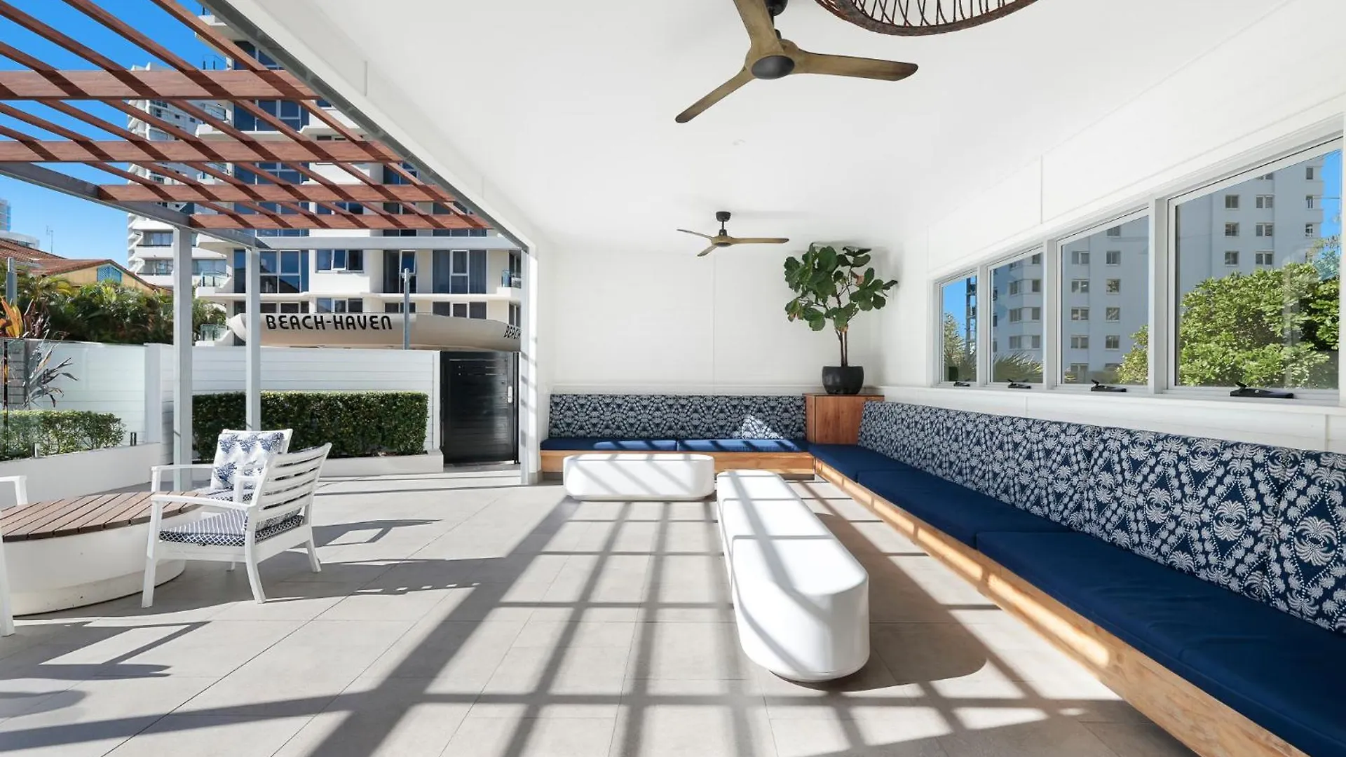 Ultiqa Beach Haven On Broadbeach Gold Coast