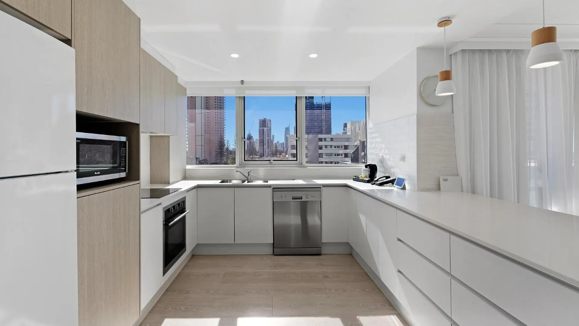 Ultiqa Beach Haven On Broadbeach Gold Coast